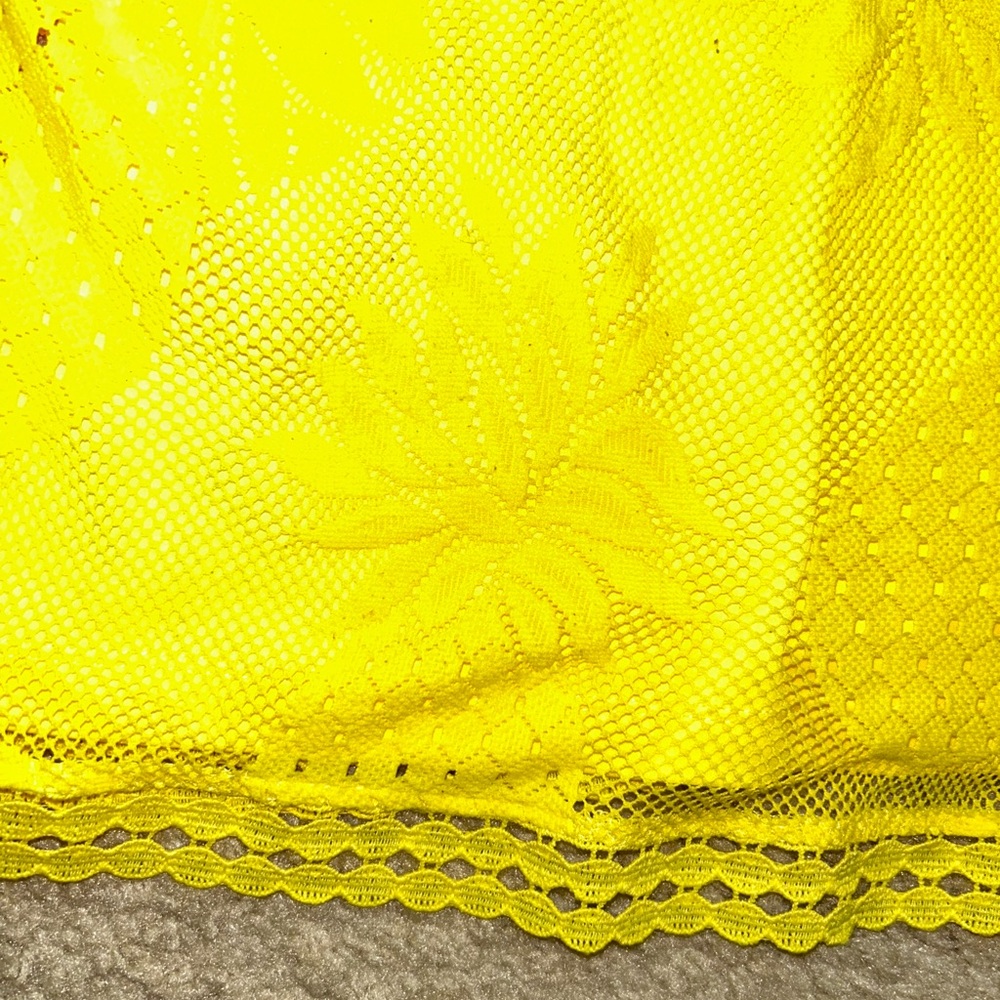 💛Ruby Rd. Lace Overlay Top💛 - Picture 10 of 10